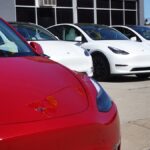 Tesla aumenta produção de veículos apesar de problemas na cadeia de suprimentos